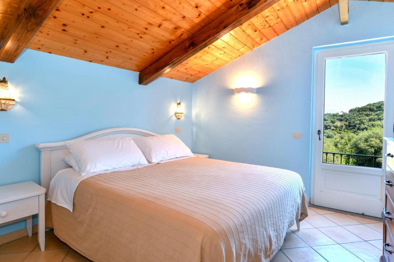 La Ciucciara Holiday Homes Massa Lubrense Bagian luar foto